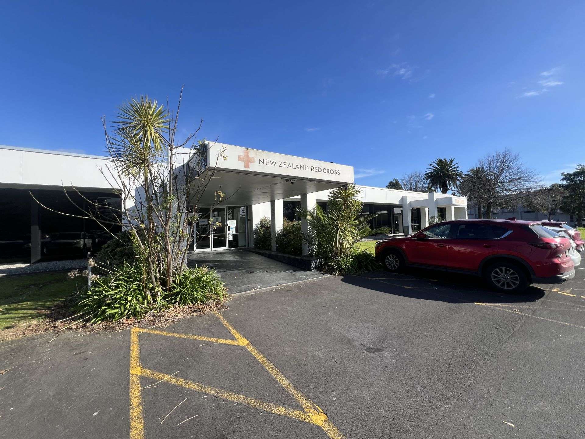 Whole Building/33 Lambie Drive Manukau_0