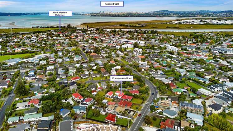 13 Vodanovich Road Te Atatu South_23