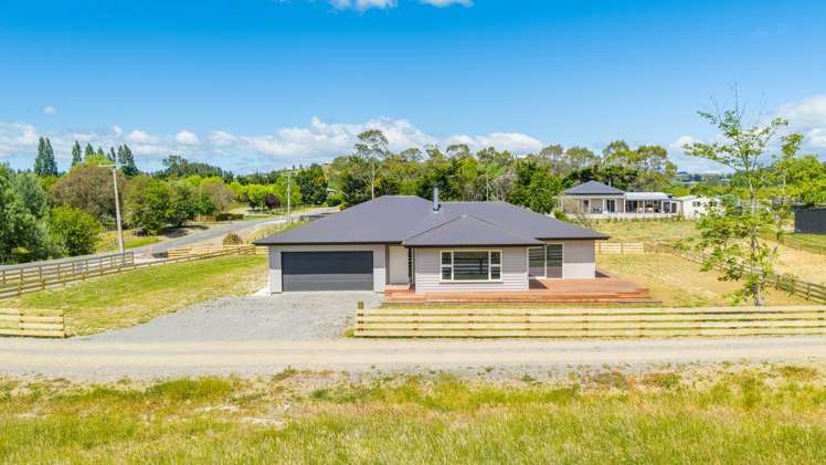 300 White Road Waipawa_14