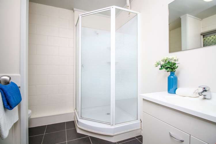 4/16 Belmont Terrace Remuera_6