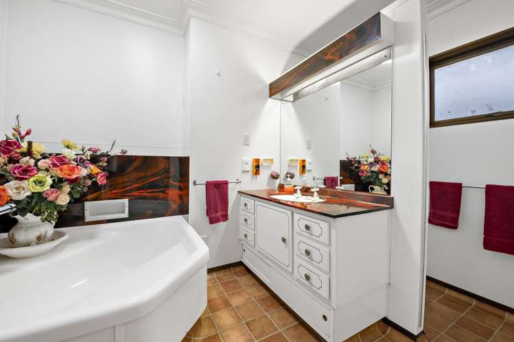 122 Edinburgh Street Pukekohe_15