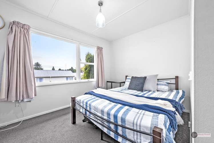 470E Stokes Valley Road Stokes Valley_7