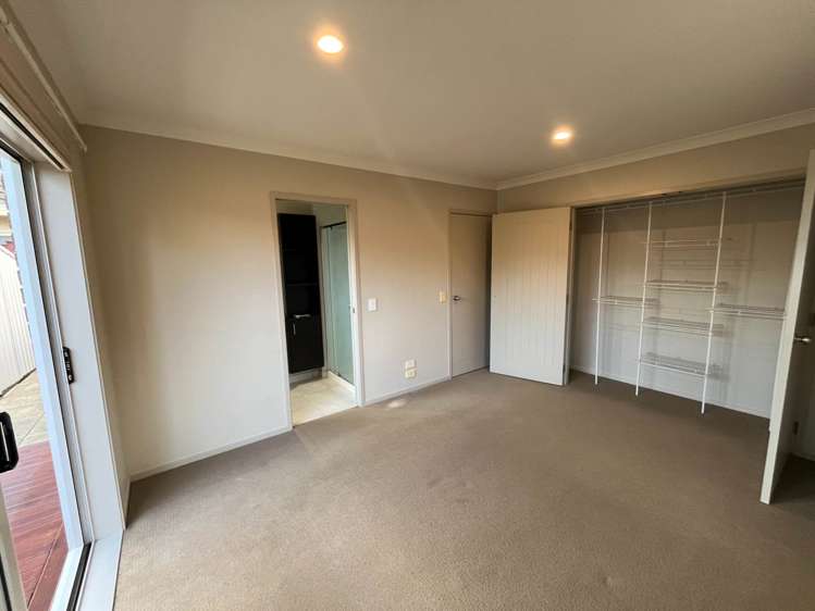 3 Villarosa Lane Flat Bush_11