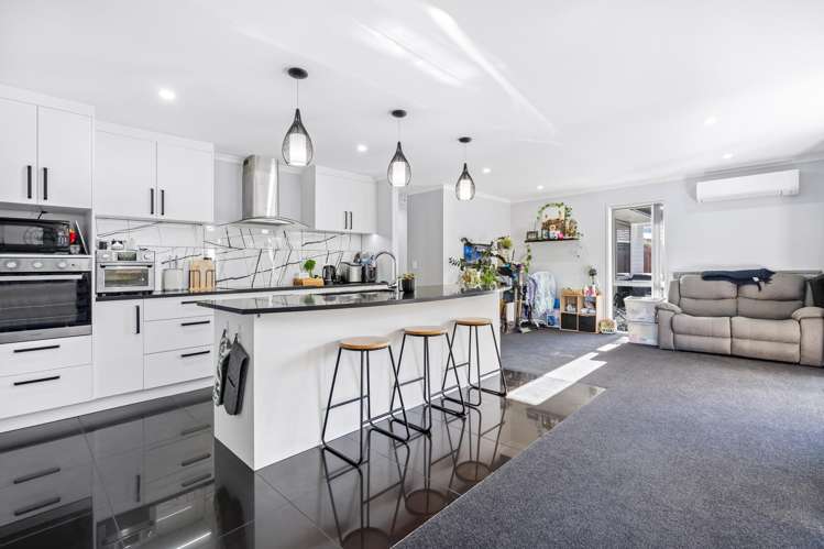 4 Sumner Place Te Kamo_3