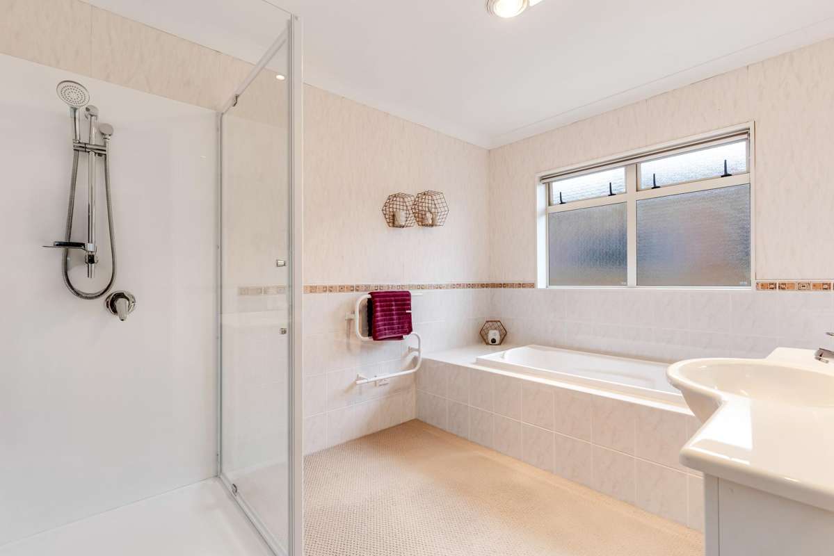 31 Les Fisher Place_5