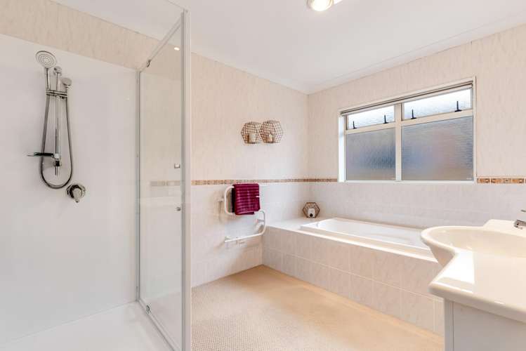 31 Les Fisher Place Pukekohe_9