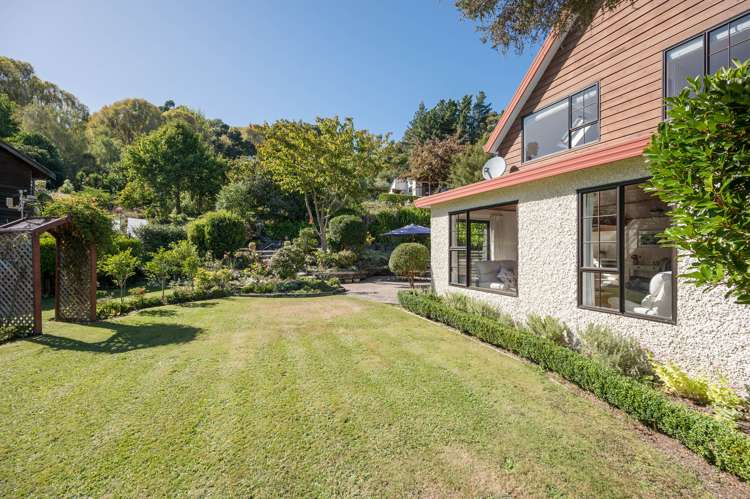 696a Atawhai Crescent Atawhai_4