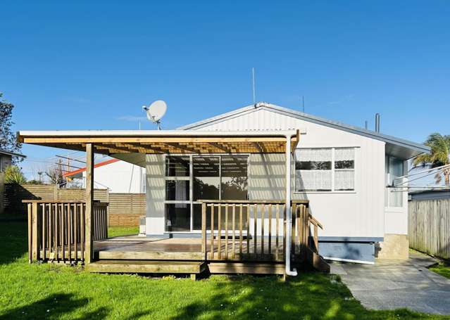 Low-Maintenance Gem with Double Garage