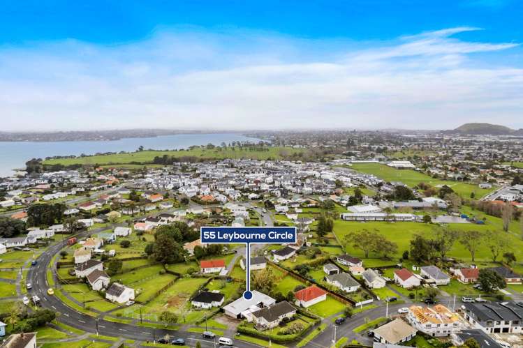 55 Leybourne Circle Glen Innes_17