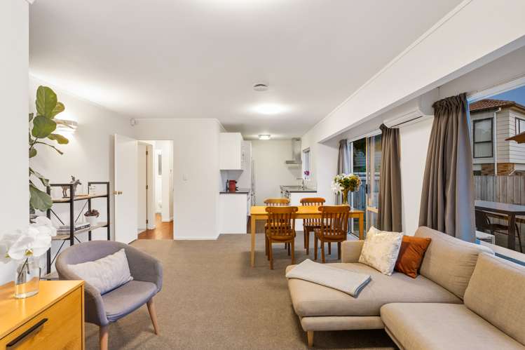 15c Ferndale Road Mount Wellington_3