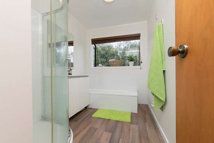 2/13 Pine Terrace Howick_10