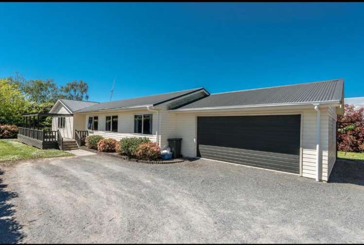 1221 Kaipaki Road Cambridge_8