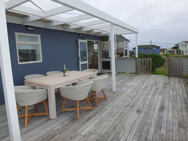 35 Nelson Street Foxton Beach_2