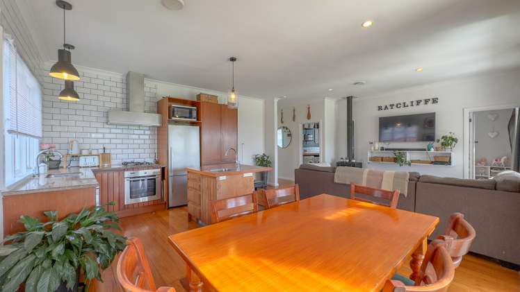 19 Shakespeare Street Te Aroha_5