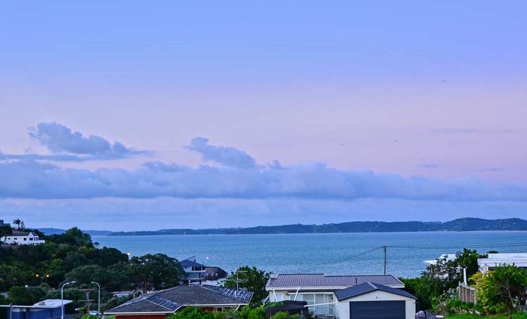 8 Rewa Road Maraetai_1