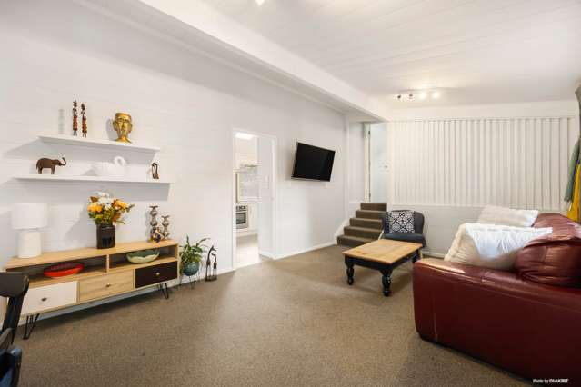 2/2 Claude Road Hill Park_4