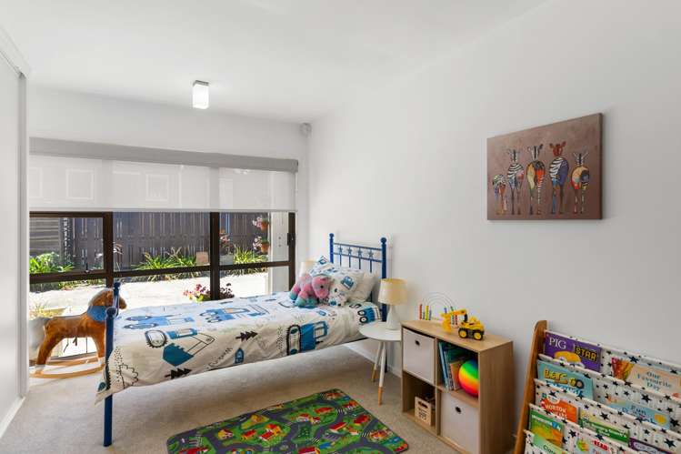 2/16 Imogene Way Half Moon Bay_22