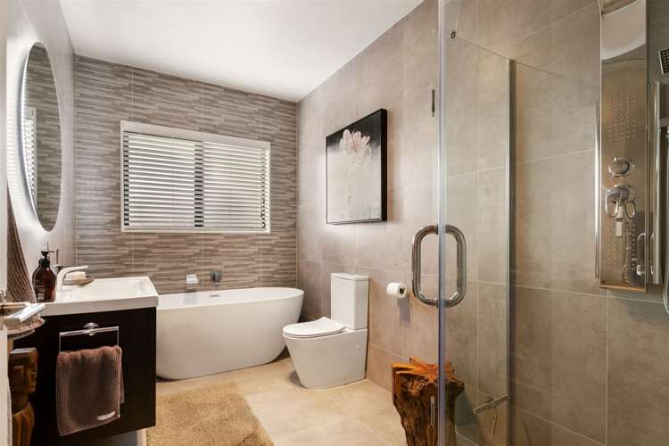 10 Riverhead Point Drive Riverhead_9