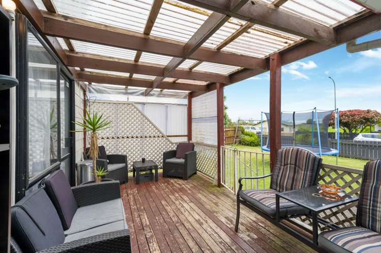 15 Southview Place Wattle Downs_13