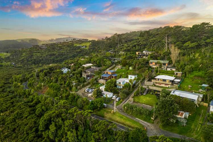 198 Bethells Road Bethells Beach_33