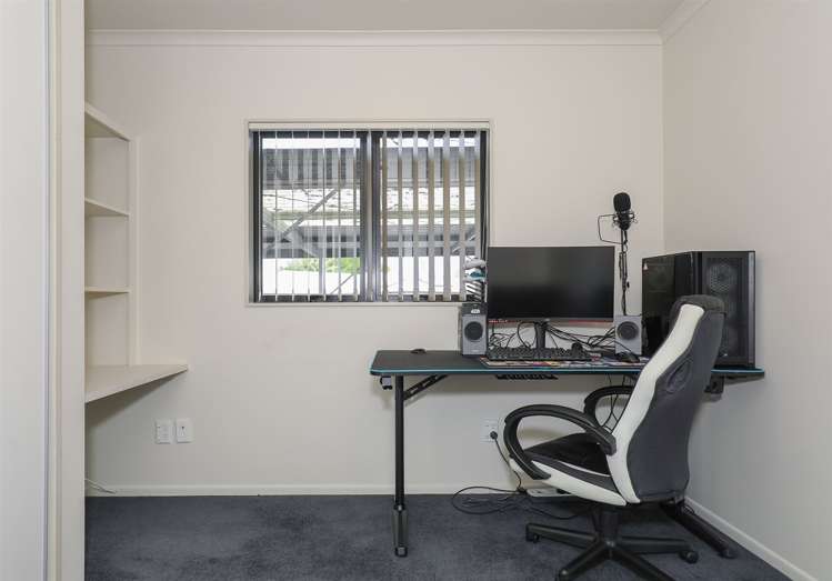 51 Youngs Road Papakura_14