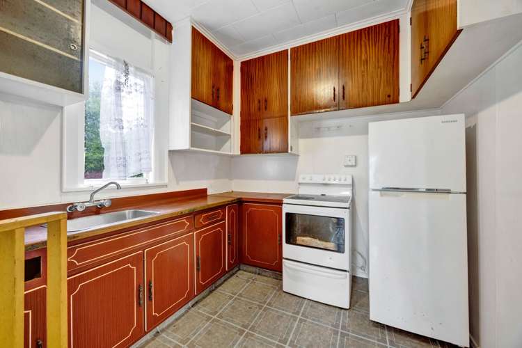 93 Swansea Road Stratford_5