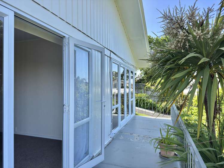 B/4 The Glebe Cockle Bay_3