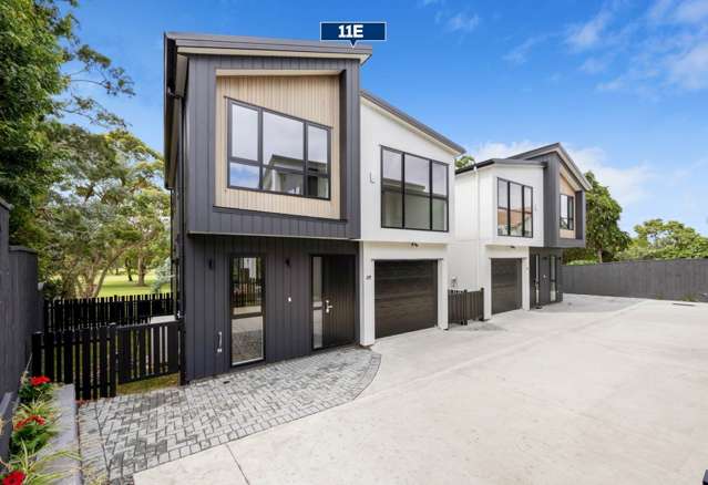 Newbuild Next To Golf Course
