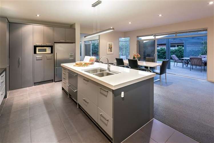 36 Constellation Avenue Beachlands_3