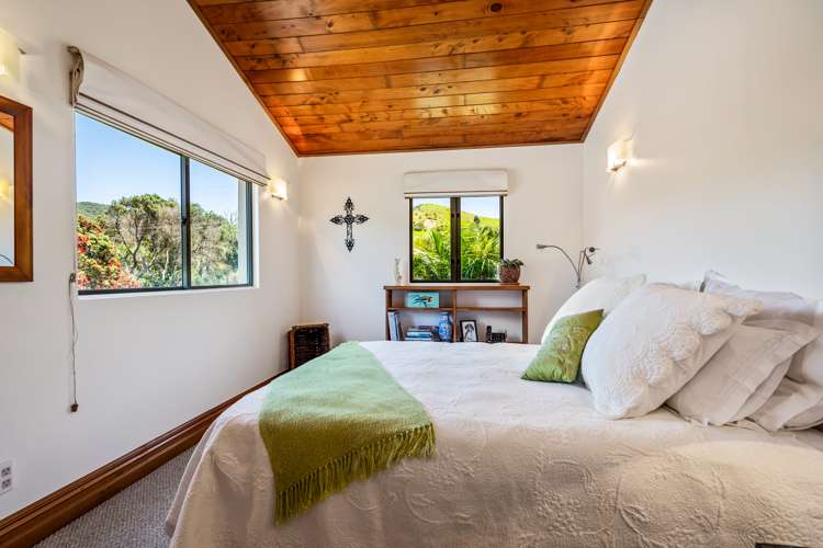 572 Rockell Road Whananaki_24