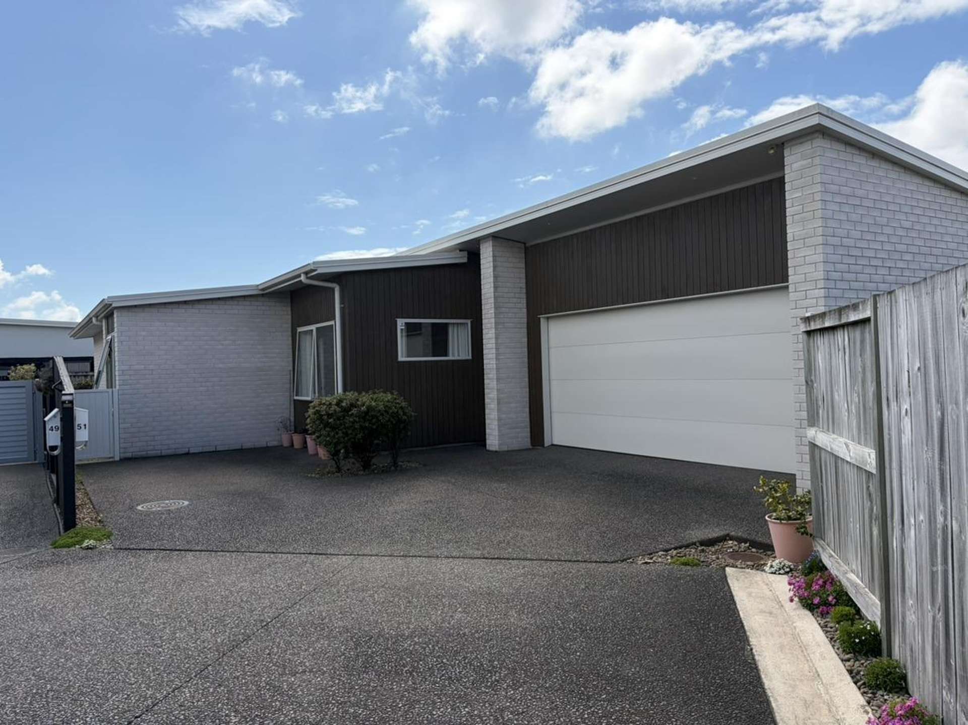 51 Saint Pauls Drive 11218_0