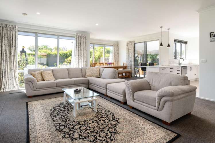 5 Roussel Place Springlands_7