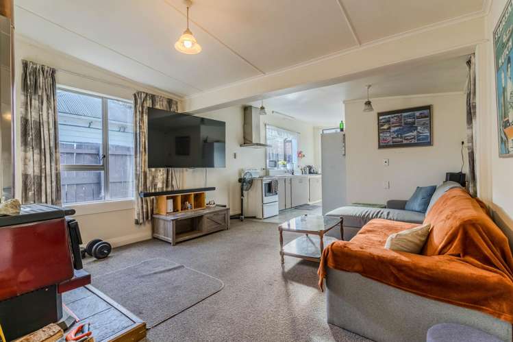 5 Montague Street_4