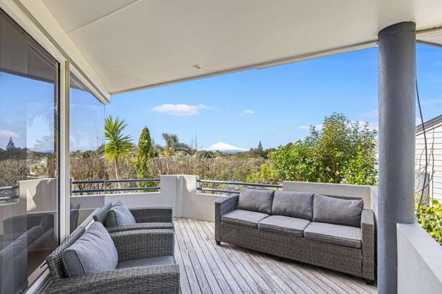 8 Jean Place Stanmore Bay_2
