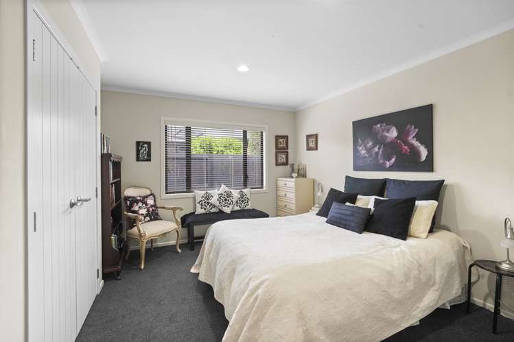 8 Tulip Drive Cambridge_11