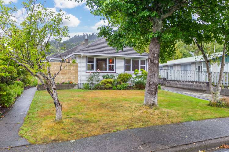13 Deller Grove_0