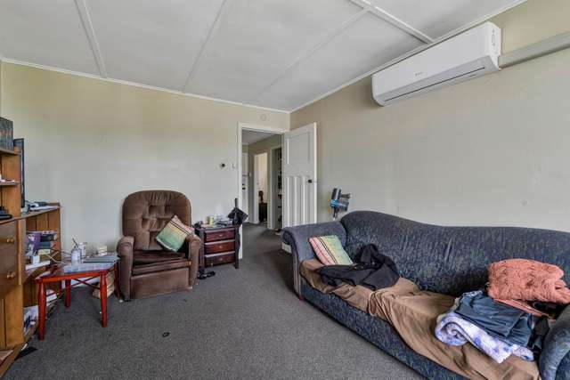 2 Laurent VC Street Hawera_4
