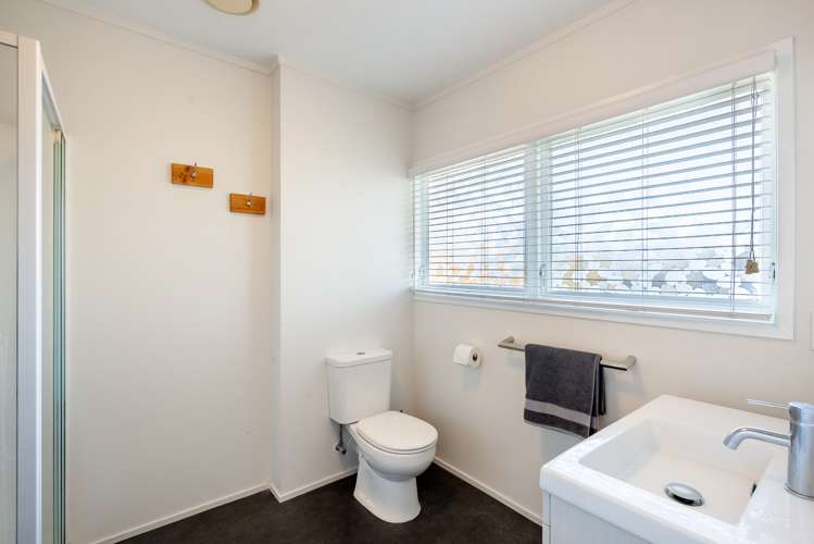 5/77 Old Lake Road Narrow Neck_10