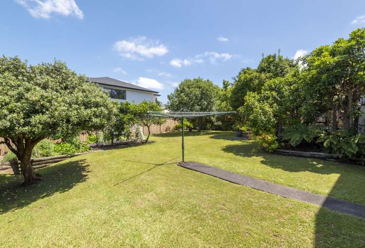 14 Baringa Place Botany Downs_20