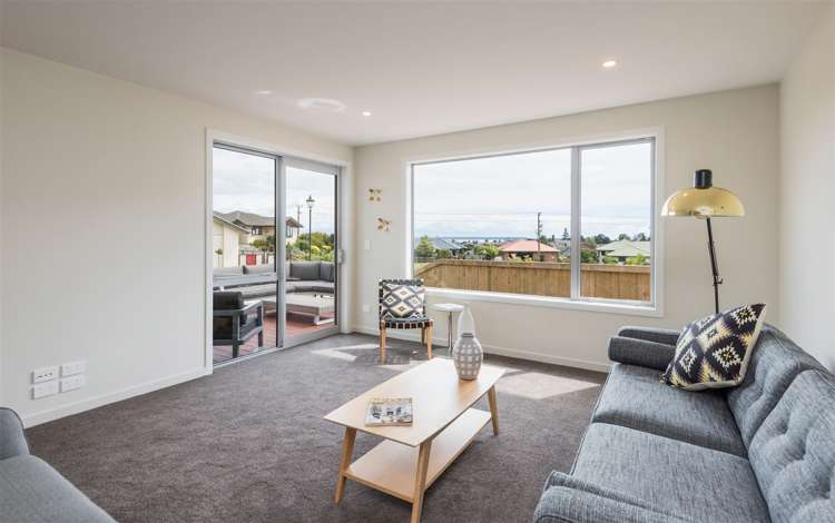 5 Andy Whiting Place Stoke_11