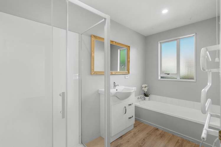 2/152 Main South Road Sockburn_6