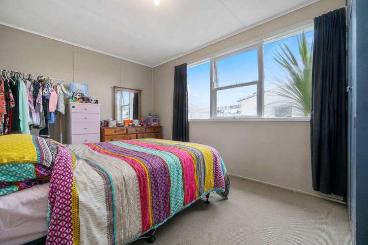 2 Brennan Avenue Te Atatu Peninsula_6