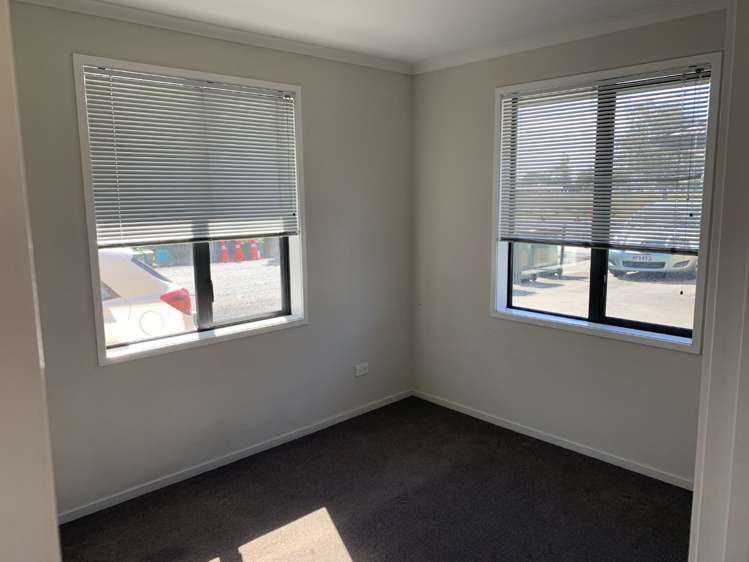 1/240 Old Farm Road Hillcrest_5