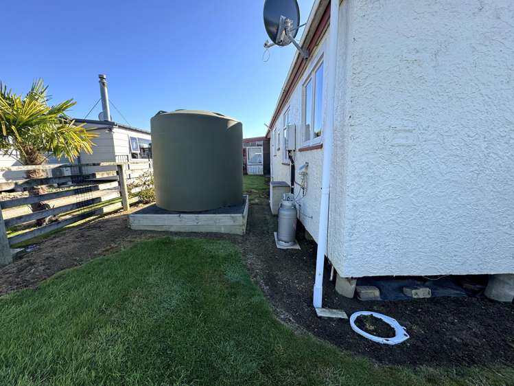8 Kowhai Street Kaka Point_25