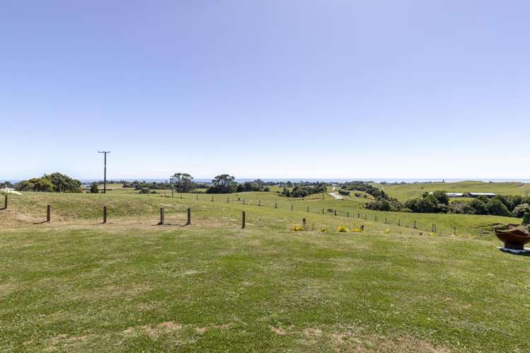 207 Upper Pitone Road Okato_24