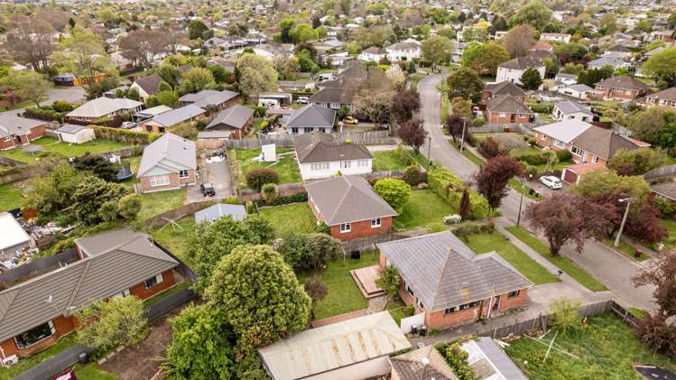 42 Attlee Crescent Bryndwr_22