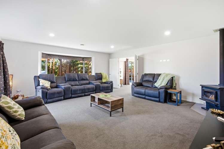 10 Boulez Mews Rolleston_10