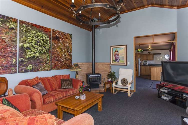 16 Pine Grove Tairua_9