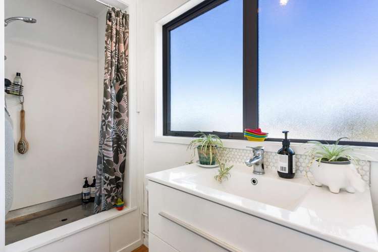 9/8 Western Springs Road Morningside_7