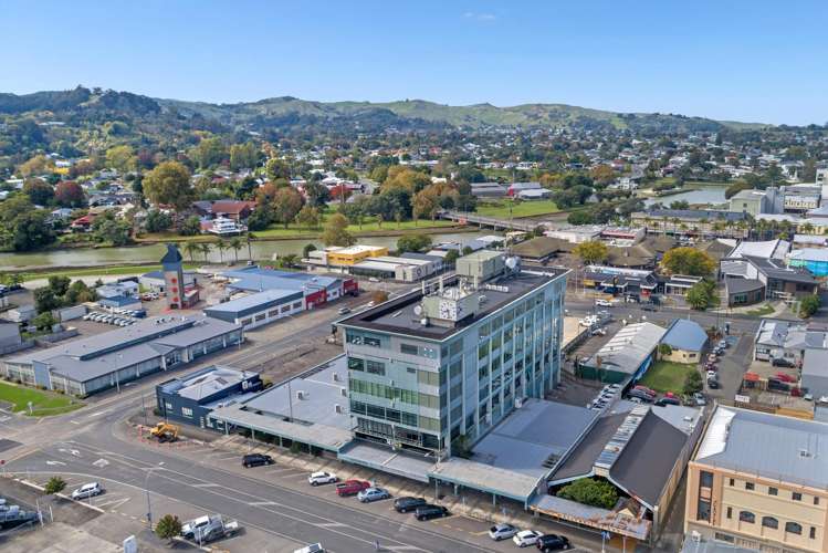 74 Grey Street Gisborne Central_9